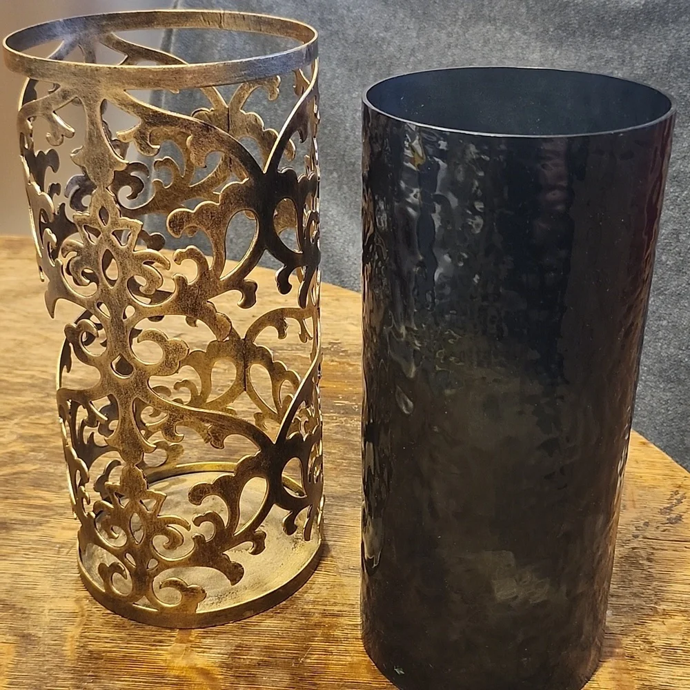 Large Hurricane Filagree Antique Bronze With Smokey Black Insert Candle Holder - Picture 3 of 7
